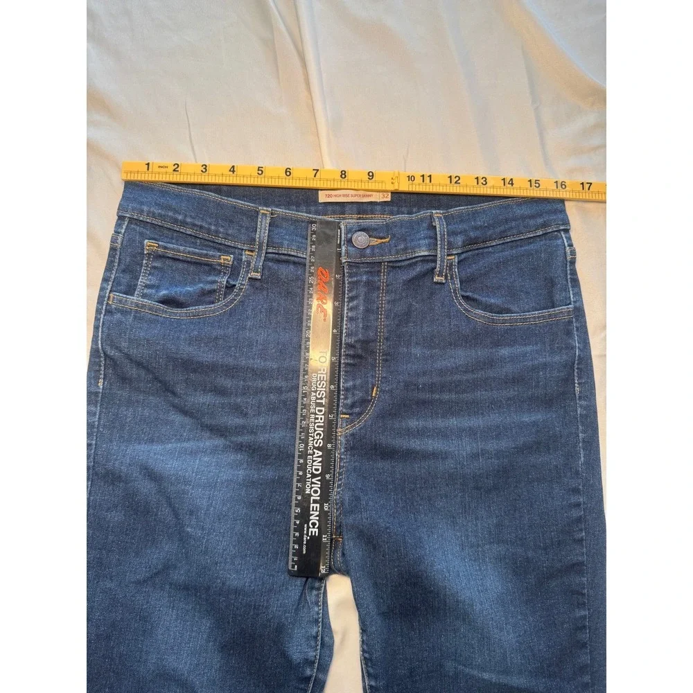Levi's Jeans Women 32 Dark Blue 720 High Rise Super Skinny Streetwear Denim - Picture 3 of 5
